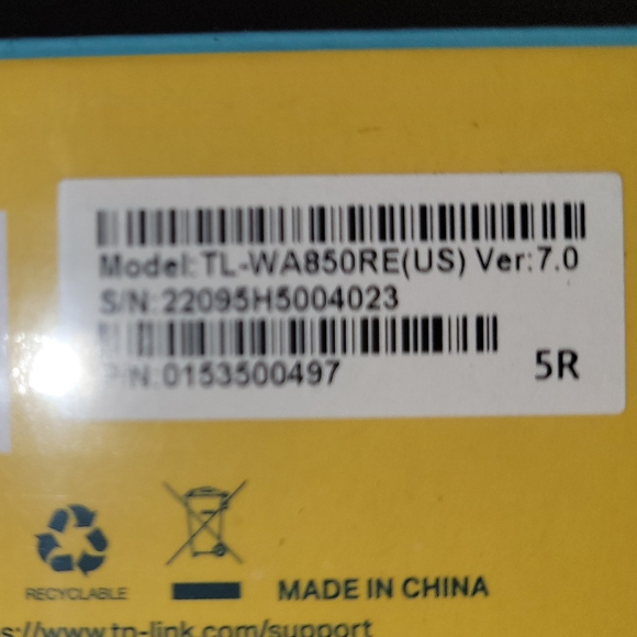 NWT TP Link Wi-Fi Range Extender - Picture 4 of 9